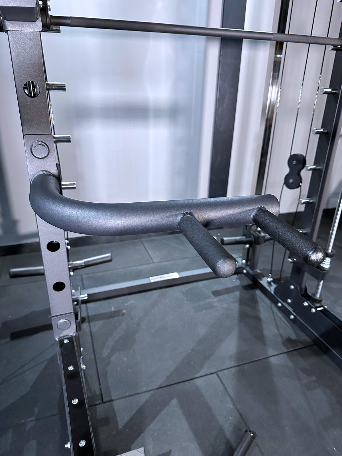 Styker Multifunctional Squat Rack